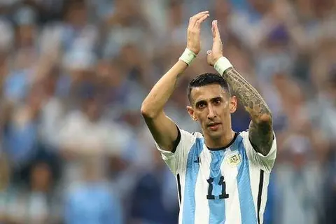 منقذ 2014 غاب.. الأرجنتين تفتقد سلاح دي ماريا أمام سويسرا